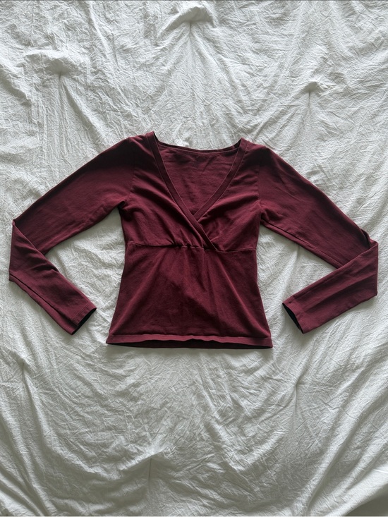 Brandy Melville Tops - Brandy Melville Amara Top - Burgundy